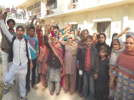 protest against electric cut